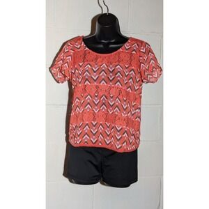 Love Fire Coral Chevron Print Top Lace Detail Short Sleeve Blouse Medium